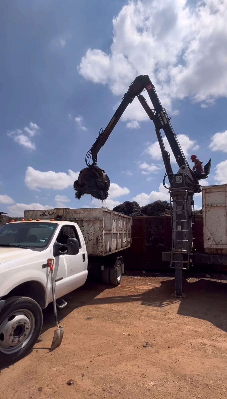 Imagen de trabajo servicios de recoleccion de reciclaje 4